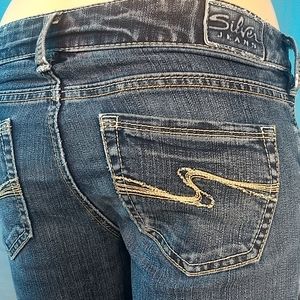 Silver Jeans Aiko 24/31 mid flare jeans